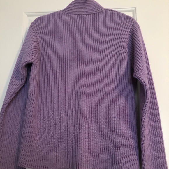 Eileen Fisher Lavender V-Neck Sweater - Size Medium - Picture 3 of 6